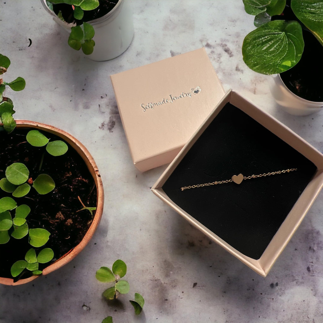 Selfmade Jewelry Armkettchen Herz Damen Rosegold Stainless Steel Edelstahl Armschmuck mit Herzchen Filigran Zart Inkl. Schmuckbox (Rosegold)